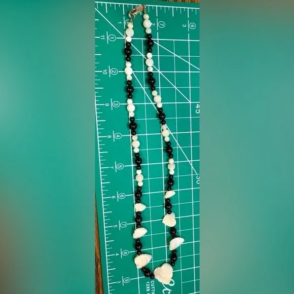 Vintage Mother of Pearl & Black Beaded Necklace 18” 925 Silver - Picture 4 of 4